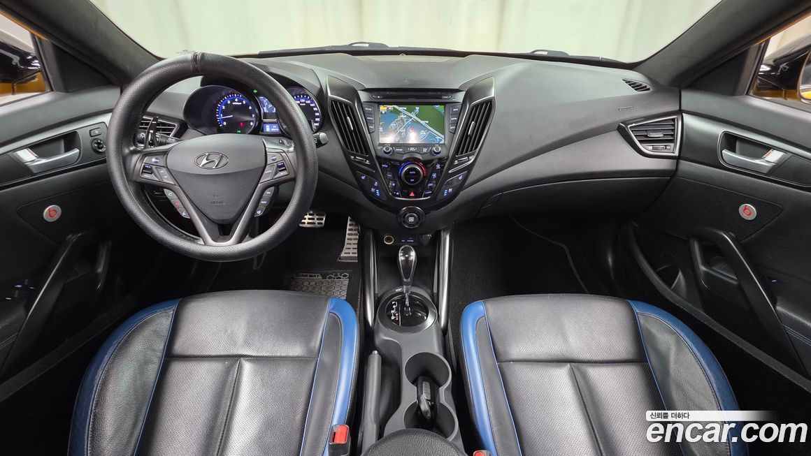 Hyundai Veloster 2015