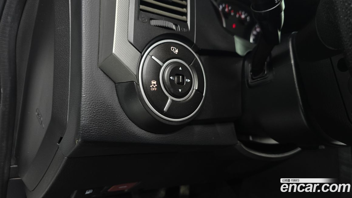 KG_Mobility_Ssangyong KORANDO 2013