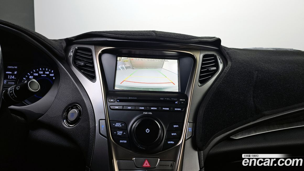 Hyundai Grandeur 2012