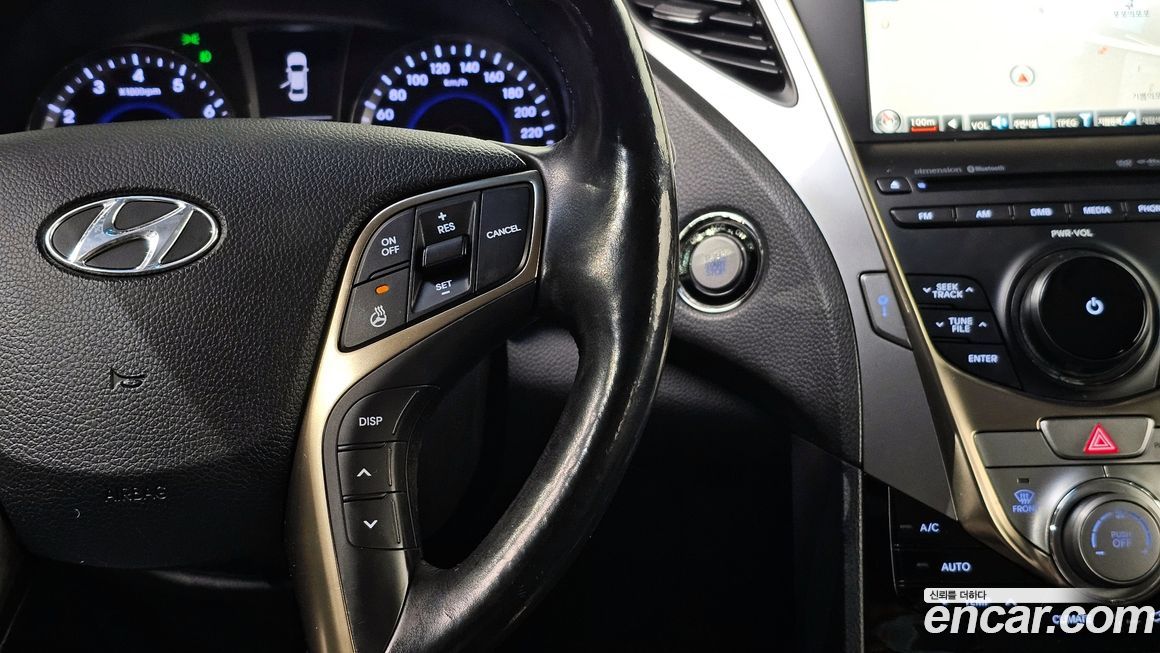 Hyundai Grandeur 2012