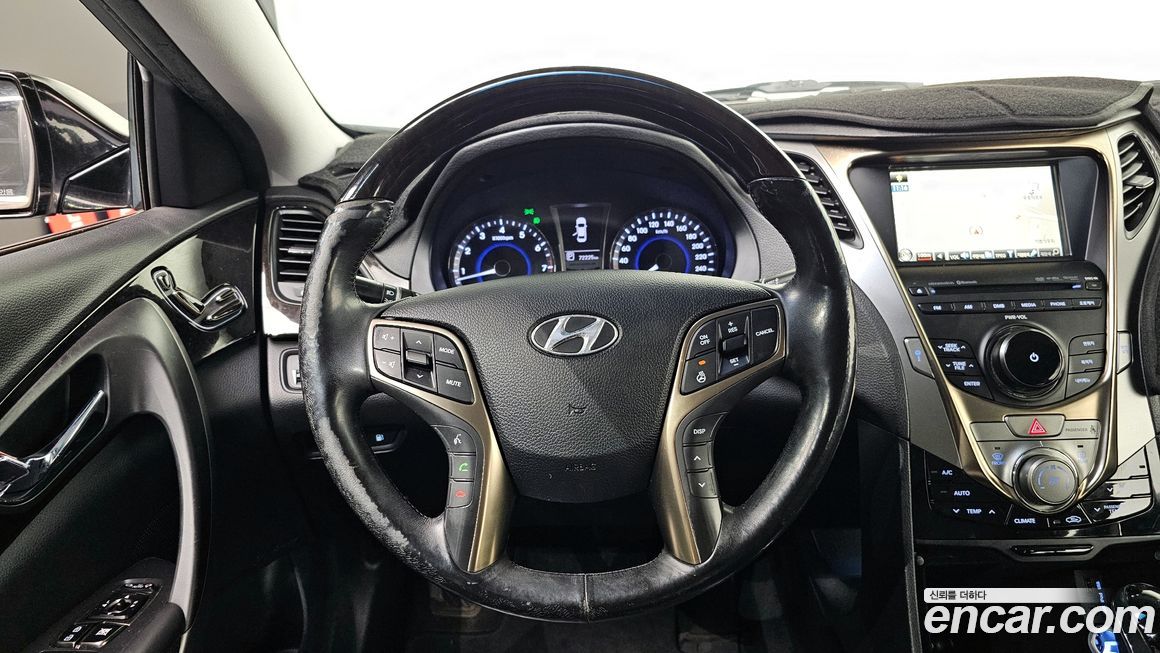 Hyundai Grandeur 2012