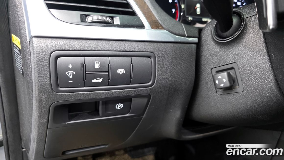 Hyundai Genesis 2014