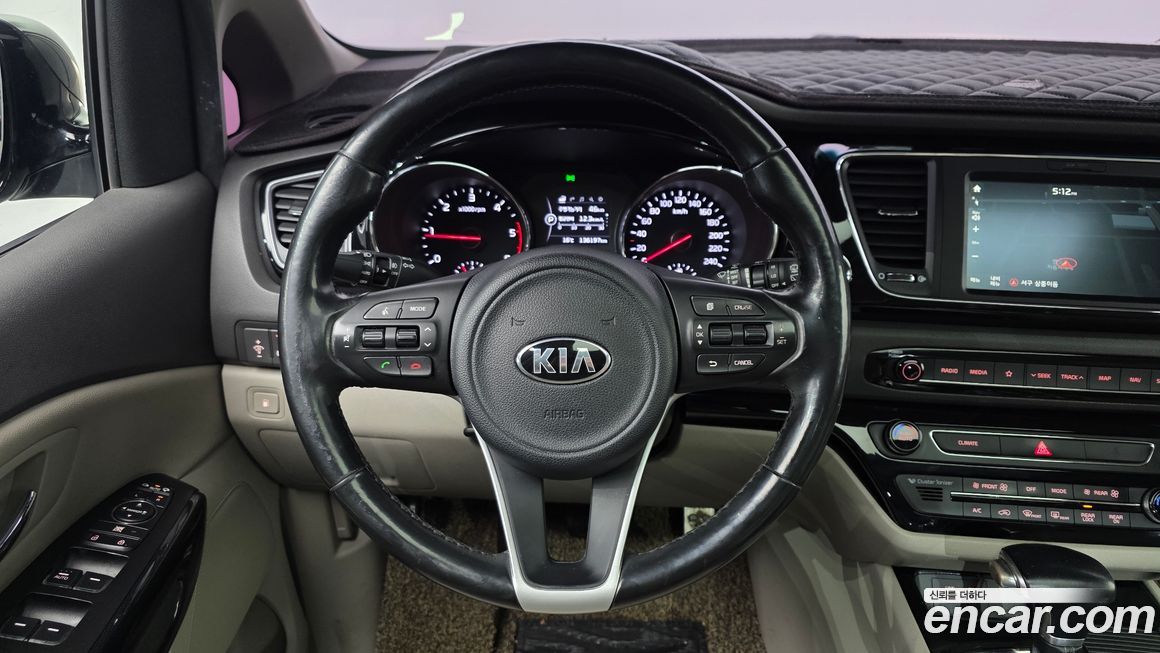 Kia Canival 2018
