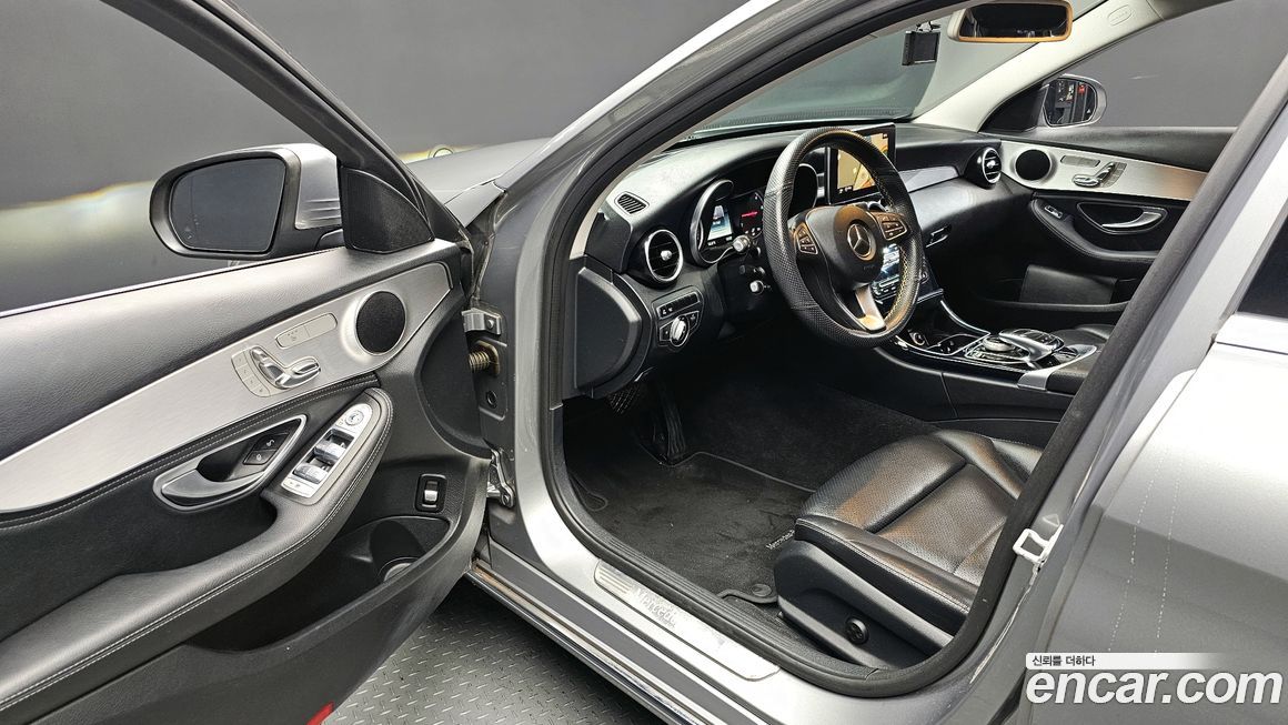 Mercedes-Benz C-Class 2015