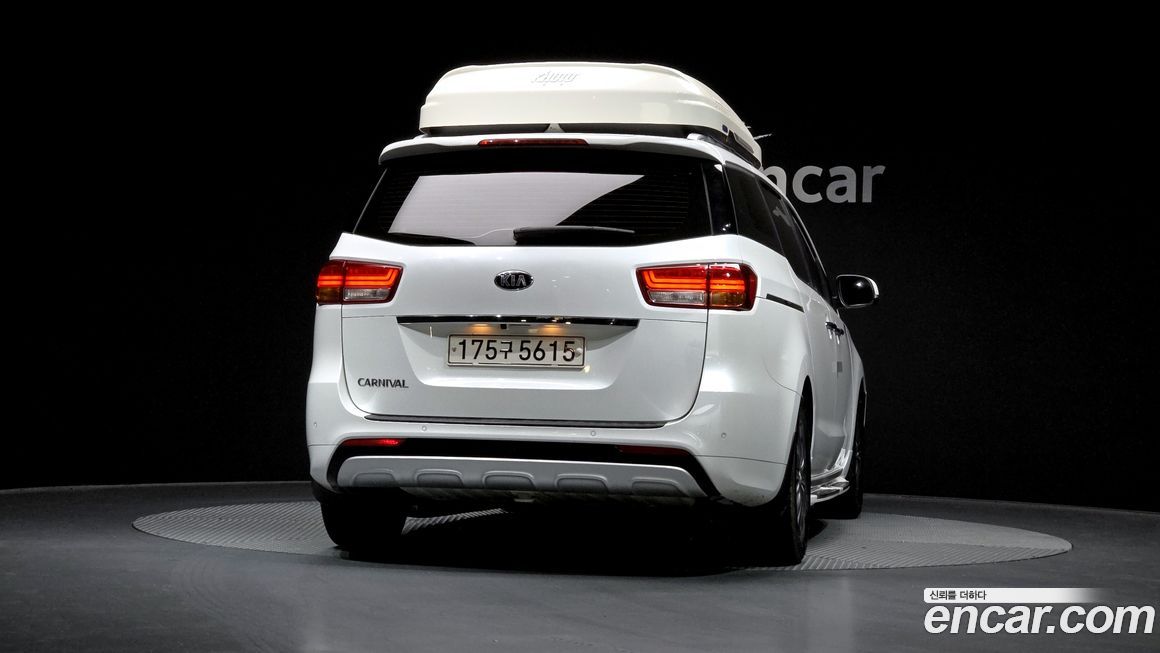 Kia Canival 2018