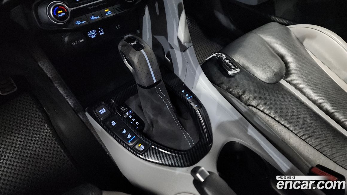 Hyundai Veloster 2018