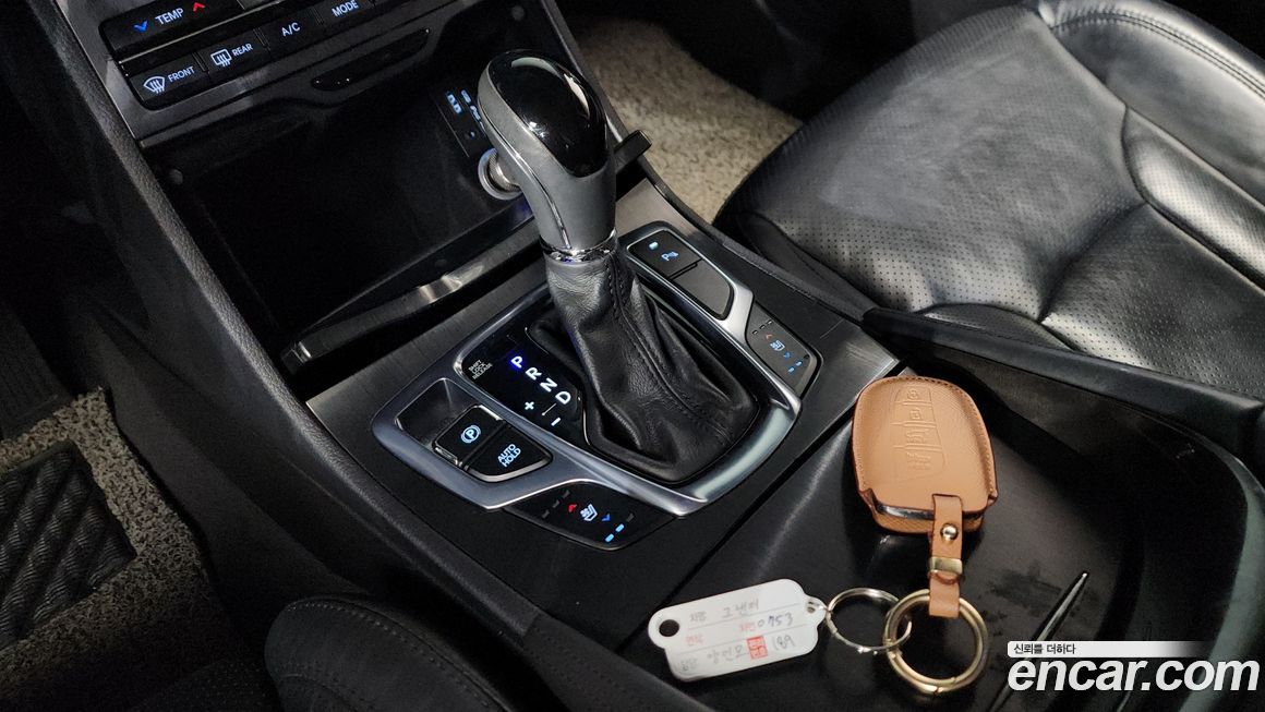 Hyundai Grandeur 2016