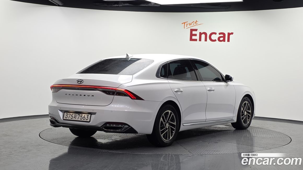 Hyundai Grandeur 2020
