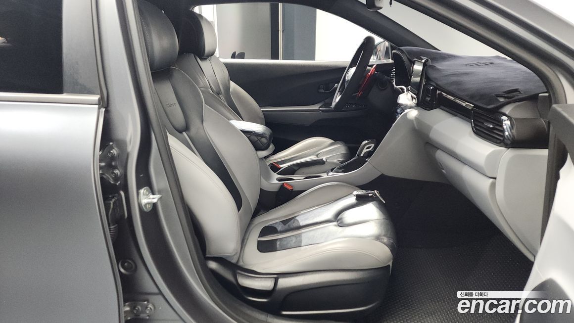 Hyundai Veloster 2018