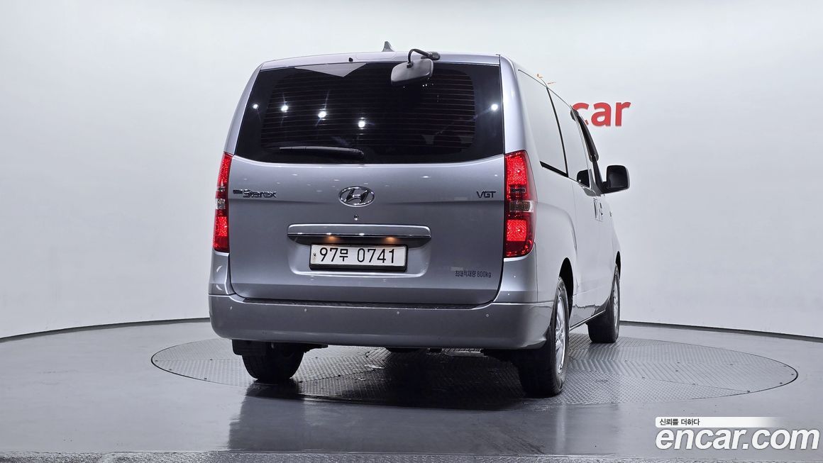 Hyundai Starex 2021