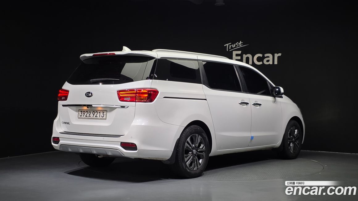 Kia Canival 2020