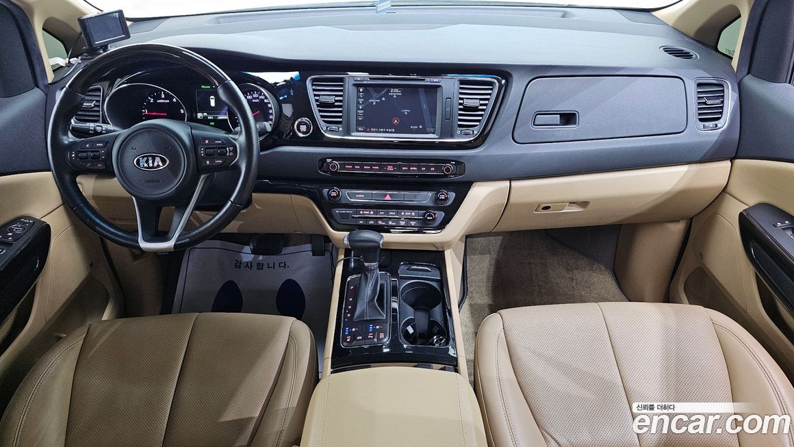 Kia Canival 2017