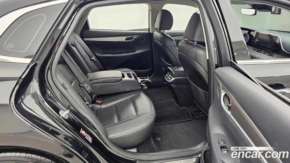 Hyundai Grandeur 2021