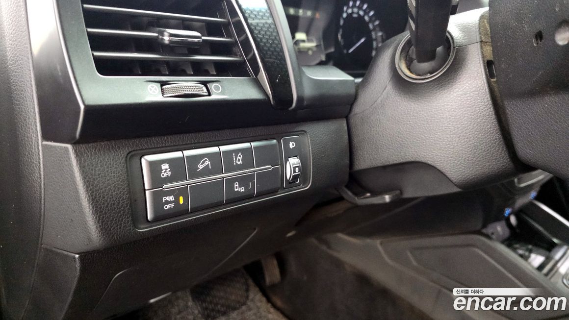 KG_Mobility_Ssangyong Rexton 2021