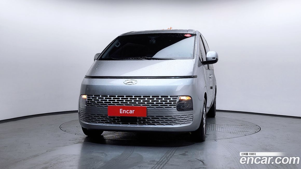 Hyundai Staria 2022