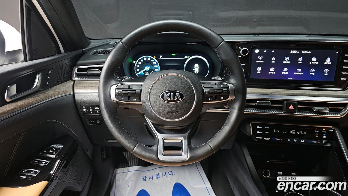 Kia K5 2021