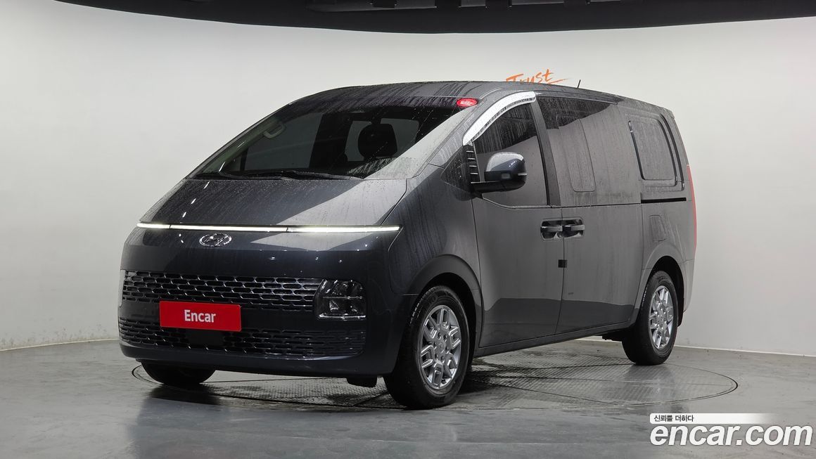Hyundai Staria 2022