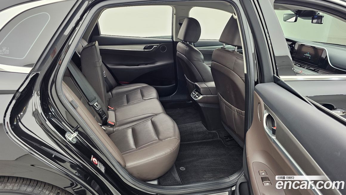 Hyundai Grandeur 2021