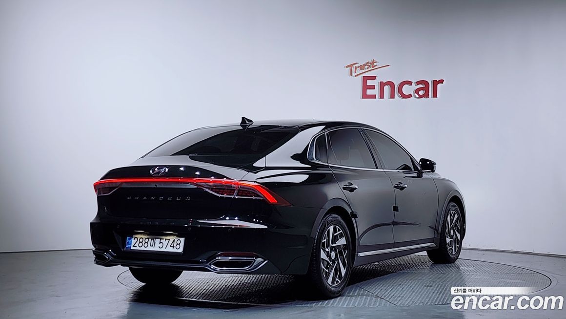 Hyundai Grandeur 2022