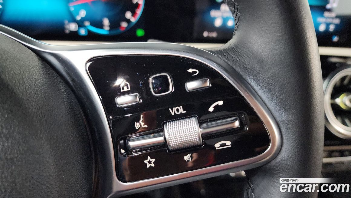 Mercedes-Benz A-Class 2021