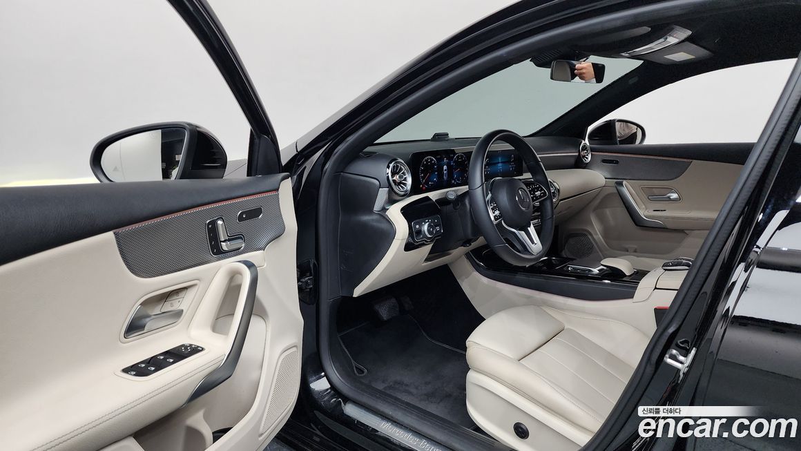 Mercedes-Benz A-Class 2021