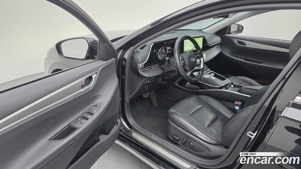 Hyundai Grandeur 2021