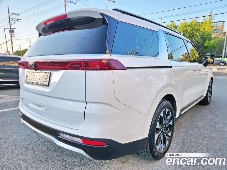Kia Canival 2021