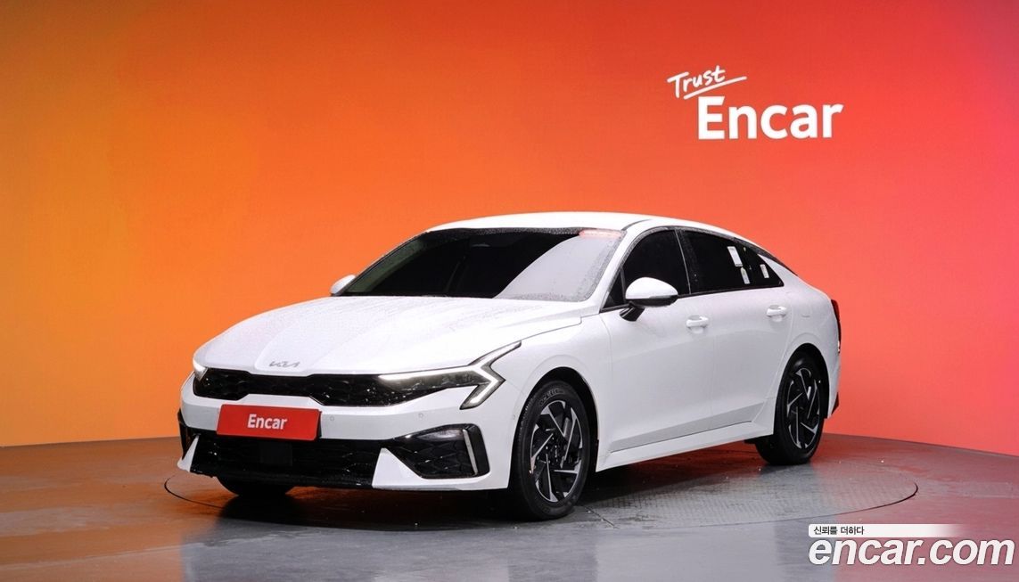 Kia K5 2025