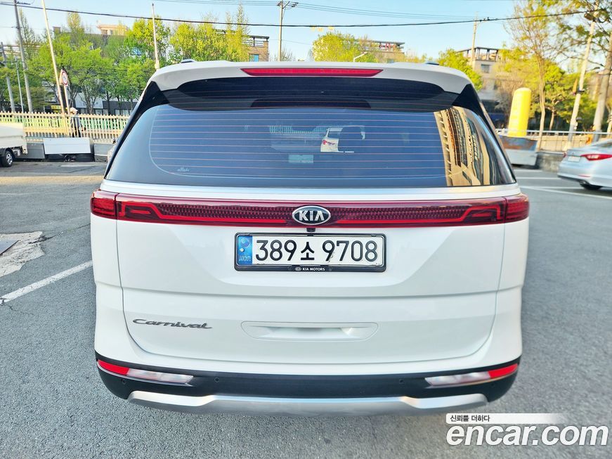 Kia Canival 2021