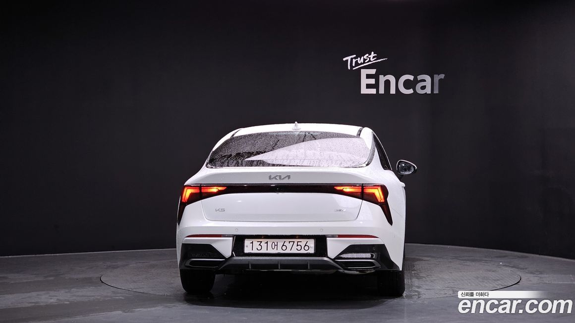 Kia K5 2025