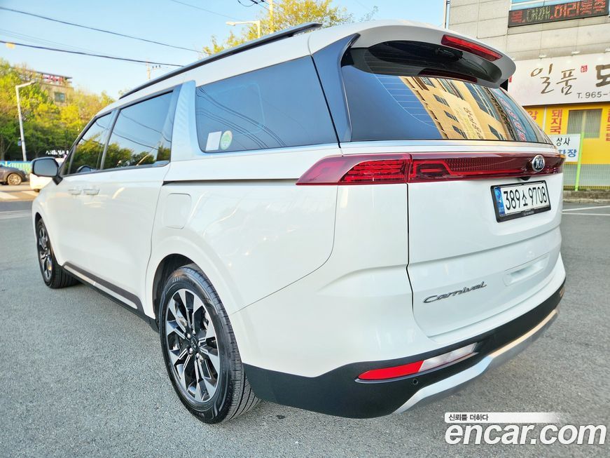Kia Canival 2021
