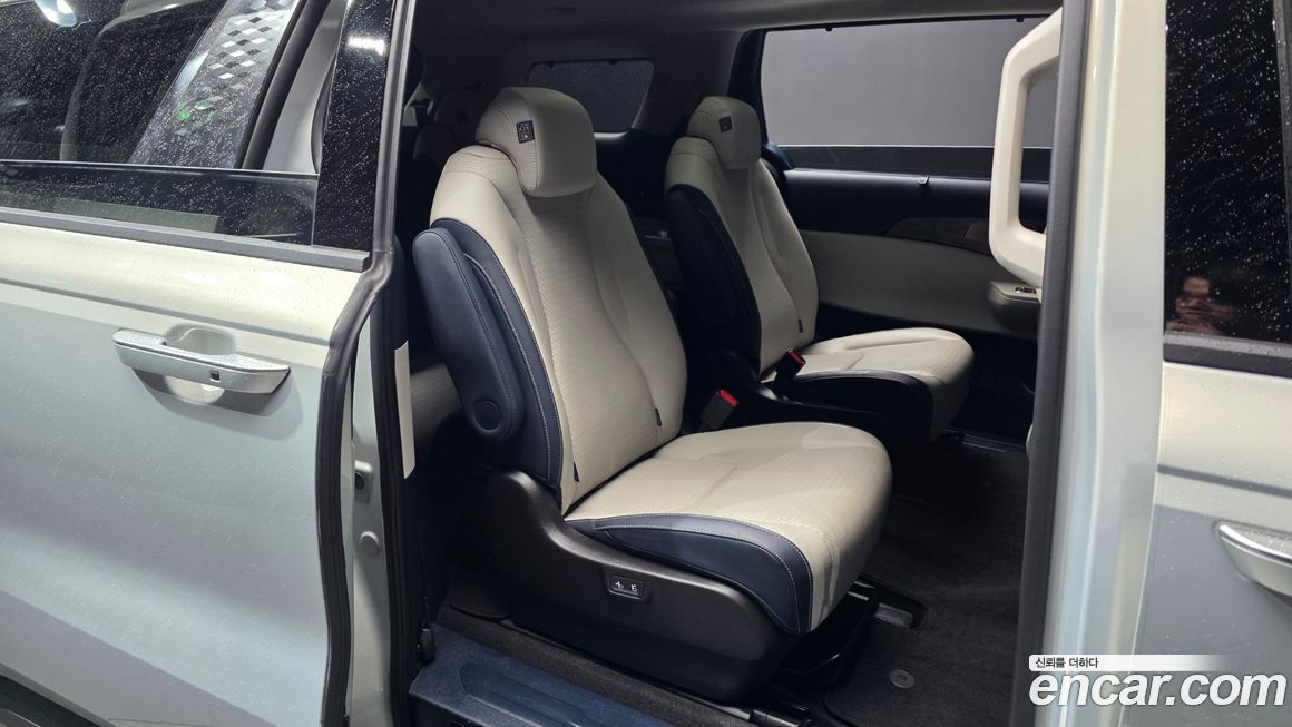 Kia Canival 2024