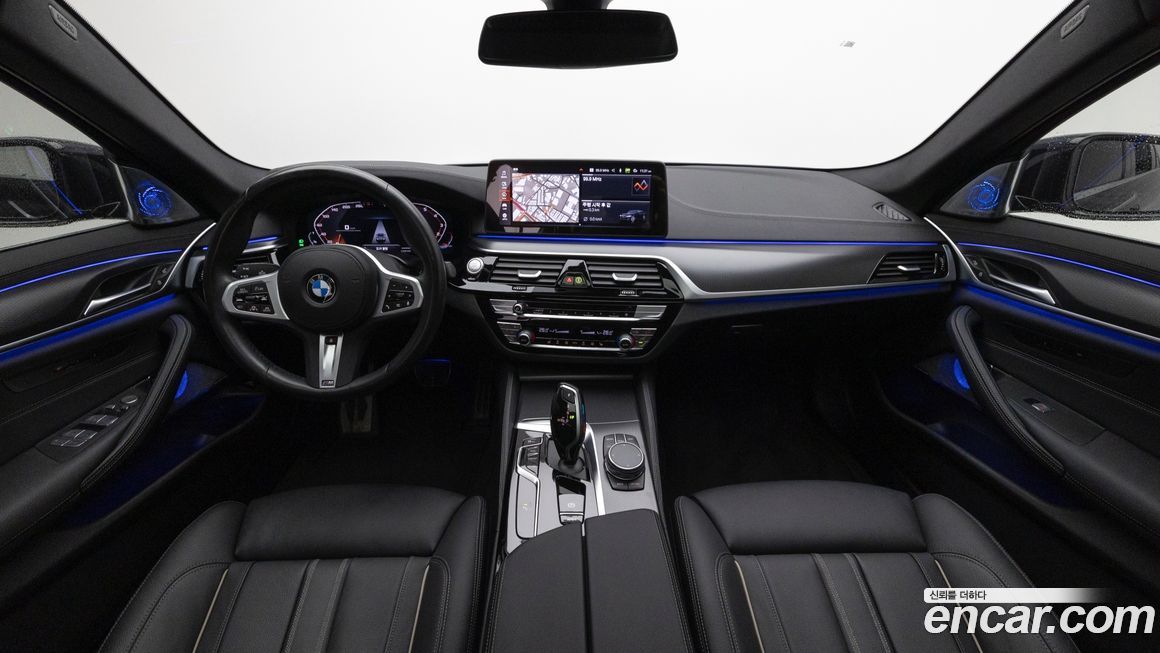 BMW 5-Series 2023