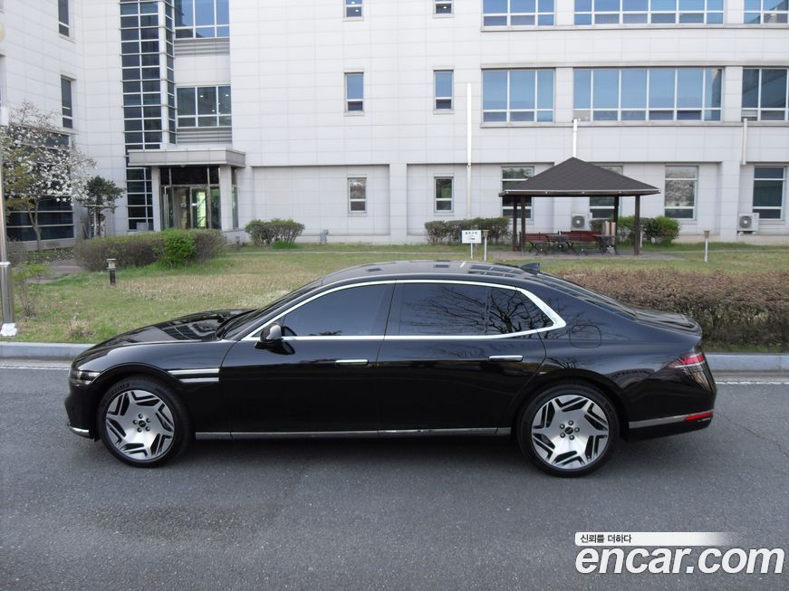 Genesis G90 2024