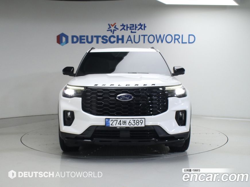 Ford Explorer 2025