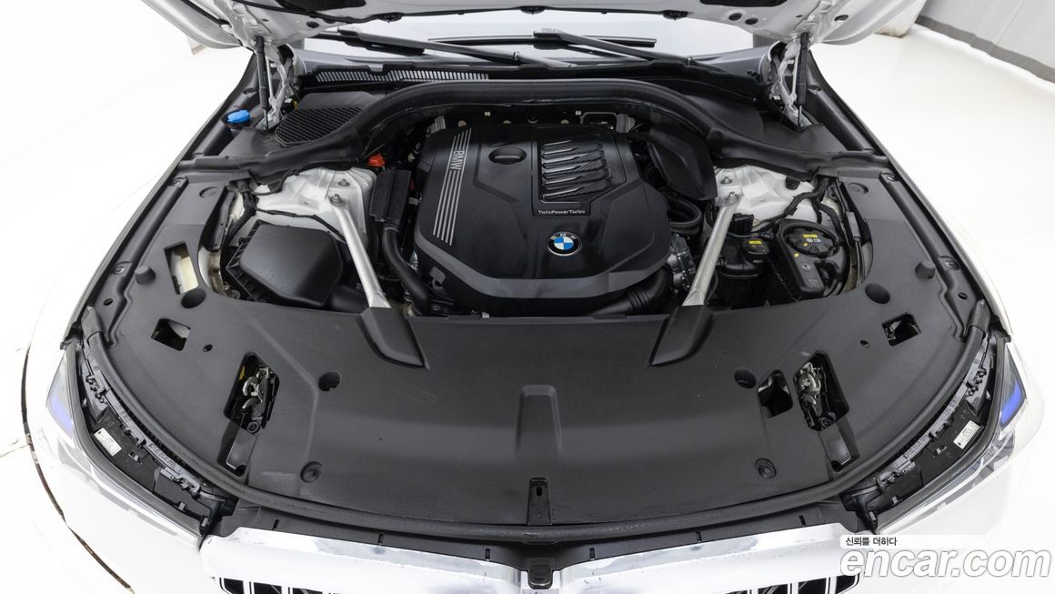 BMW Gran Turismo 2023