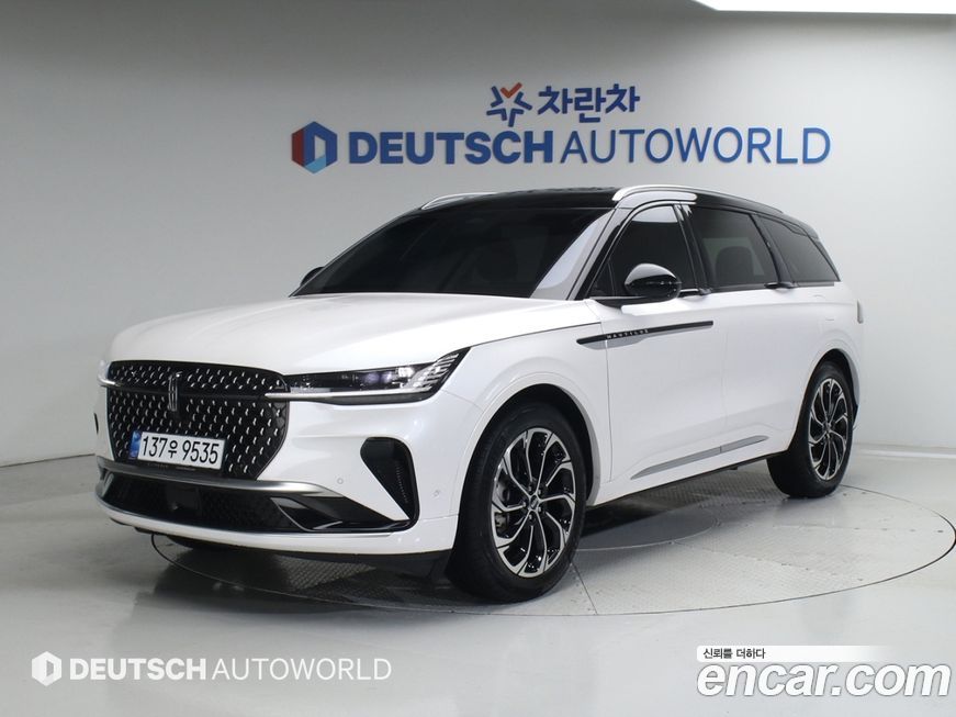 Lincoln Nautilus 2024