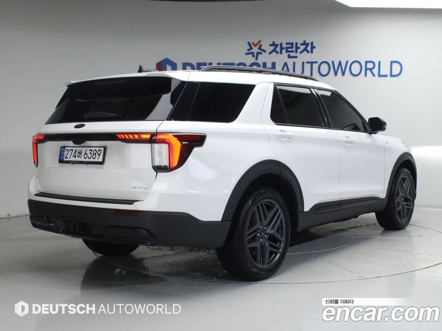 Ford Explorer 2025