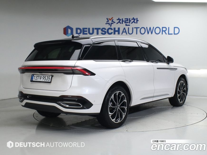 Lincoln Nautilus 2024