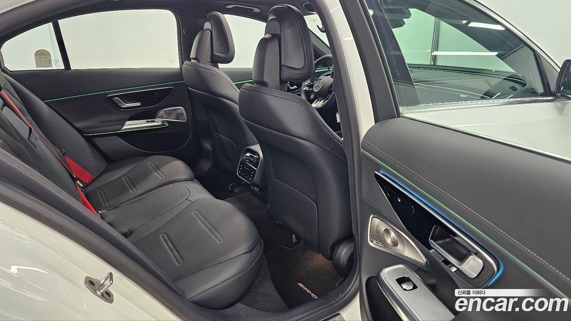 Mercedes-Benz E-Class 2025