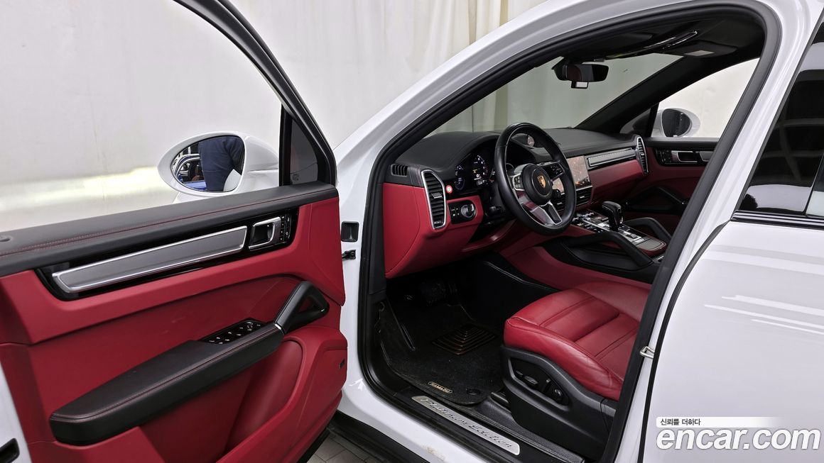 Porsche Cayenne 2023