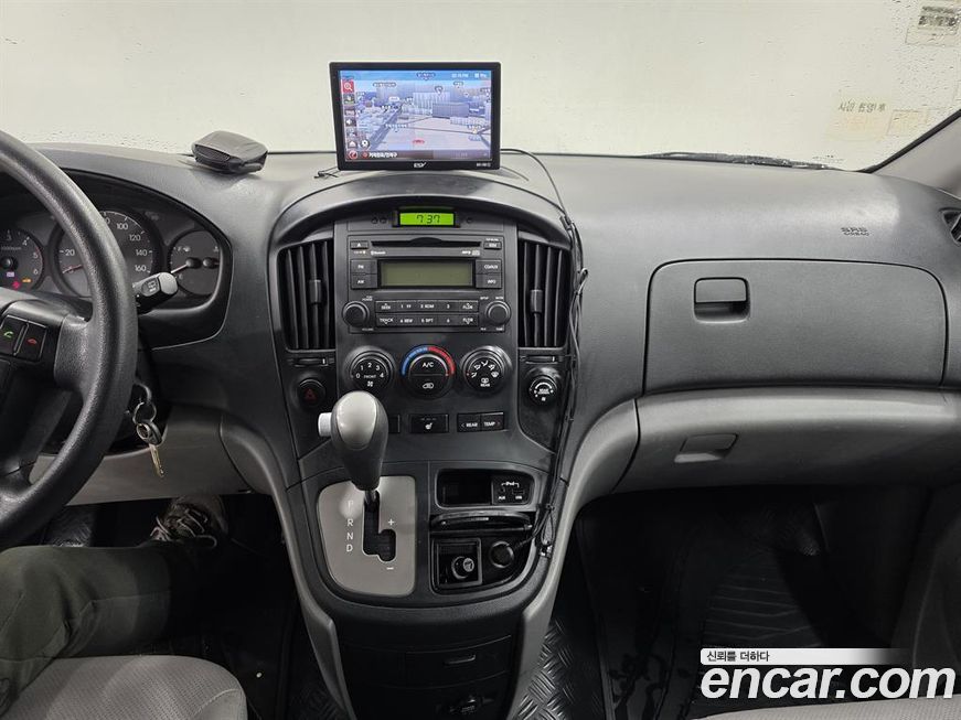 Hyundai Starex 2015