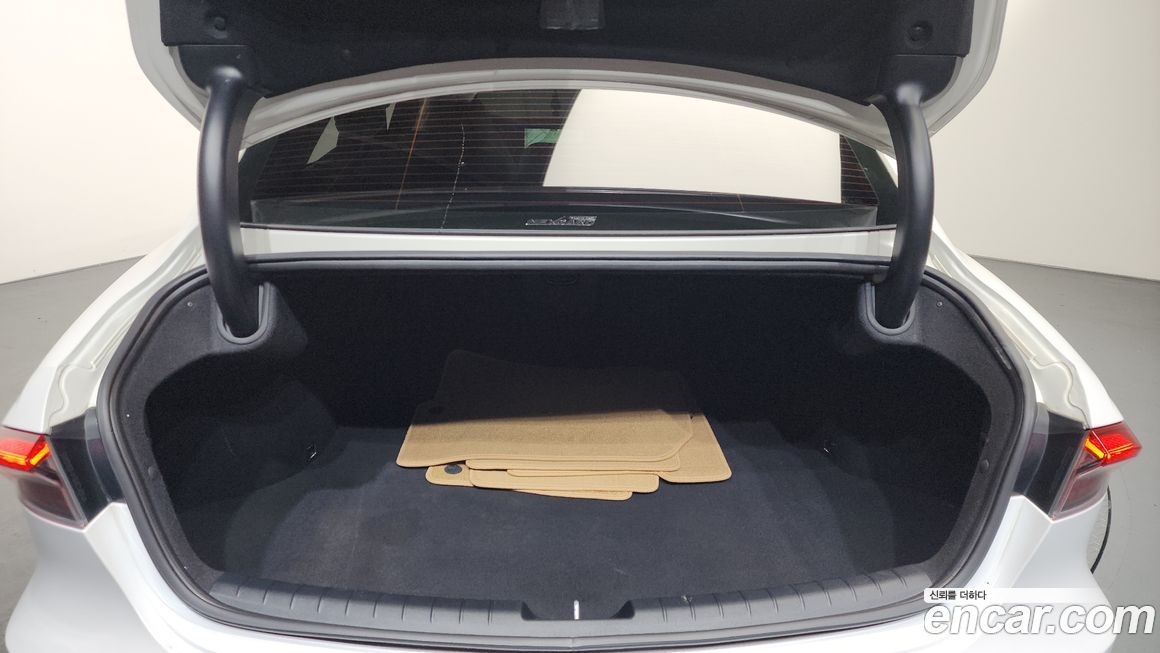 Hyundai Grandeur 2021