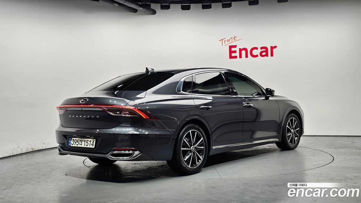 Hyundai Grandeur 2022