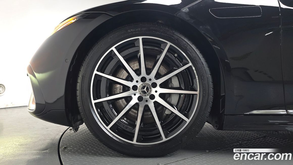 Mercedes-Benz EQS 2023