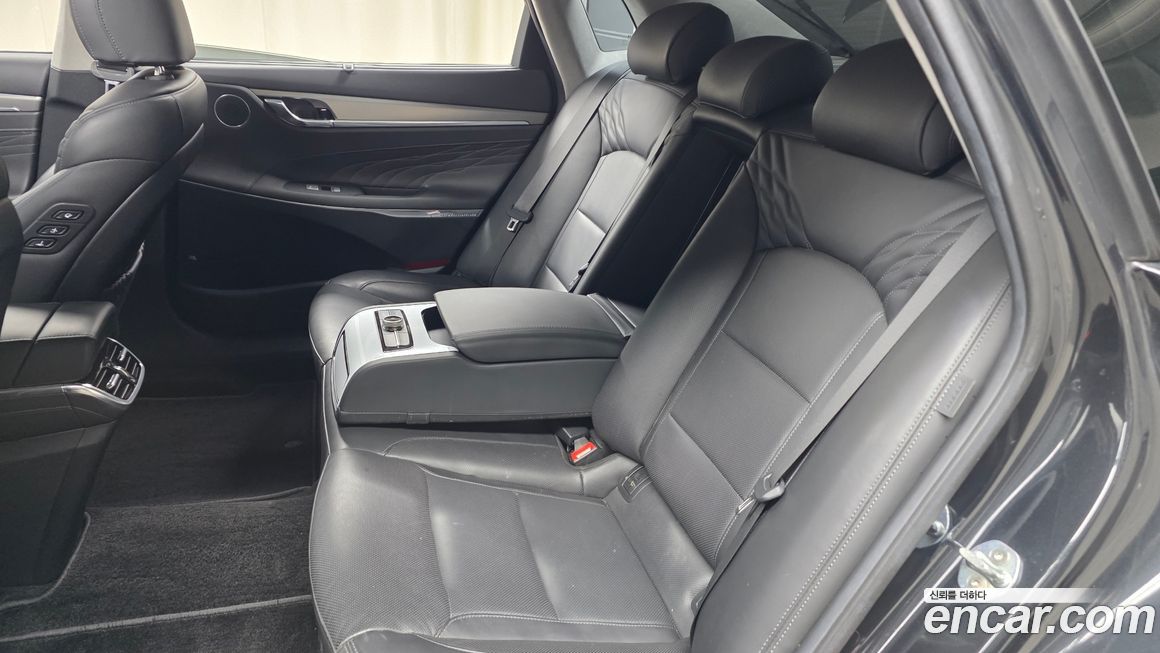 Hyundai Grandeur 2021