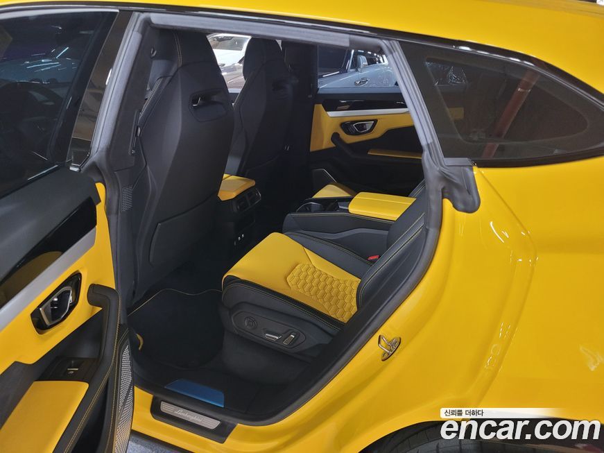 Lamborghini Urus 2022