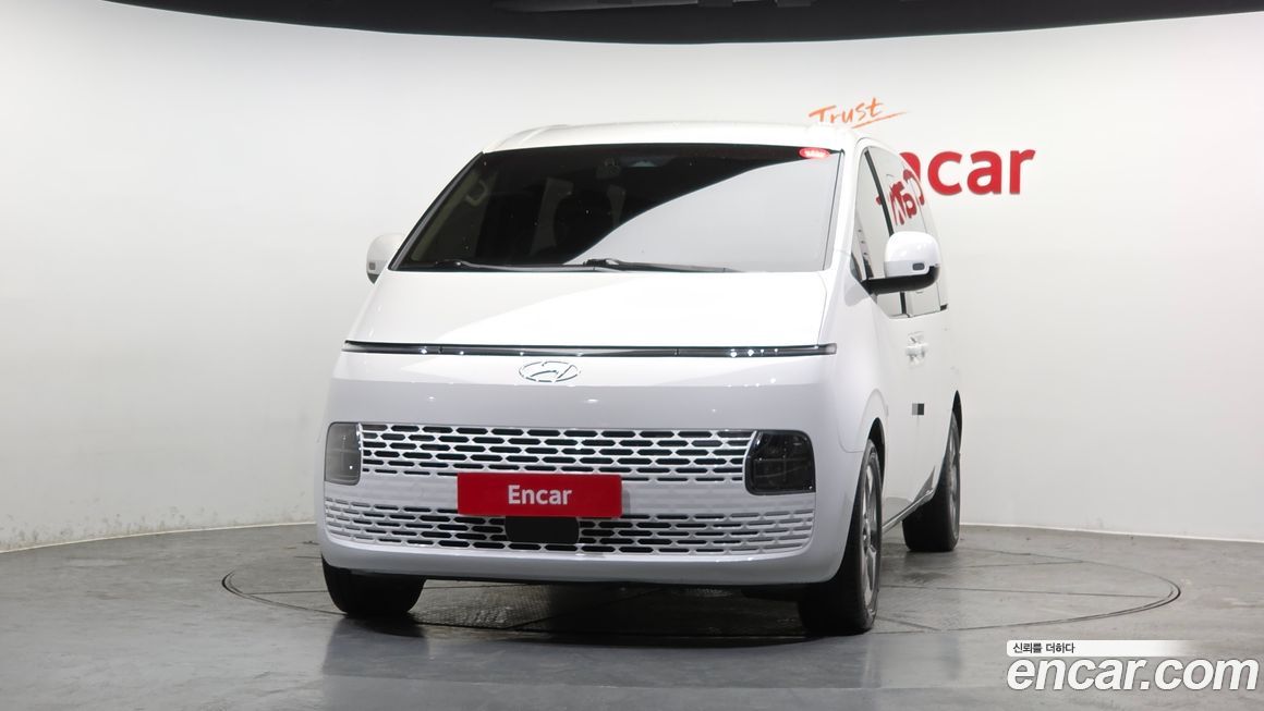 Hyundai Staria 2022