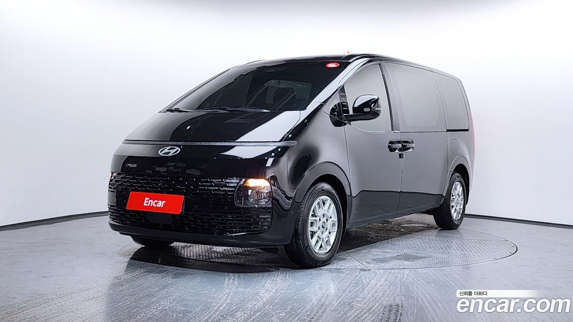 Hyundai Staria 2025
