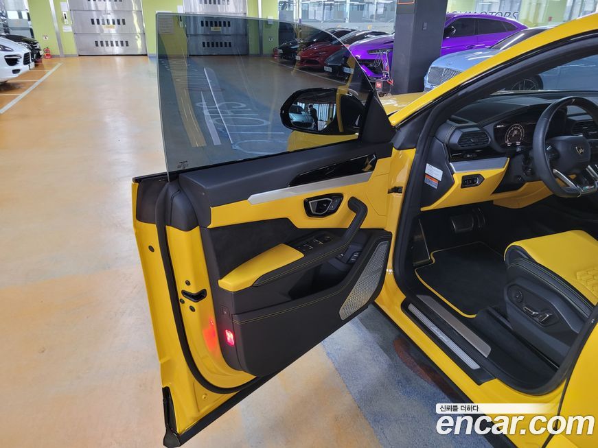 Lamborghini Urus 2022